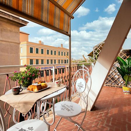 Smart Home - Trilocale Con Parcheggio Privato Roma Dış mekan fotoğraf